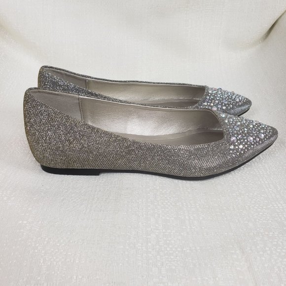 NWOB CL by Laundry Hira Flats - Picture 4 of 5